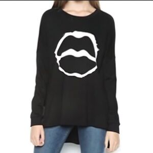 Lauren Moshi oversized black lips pullover